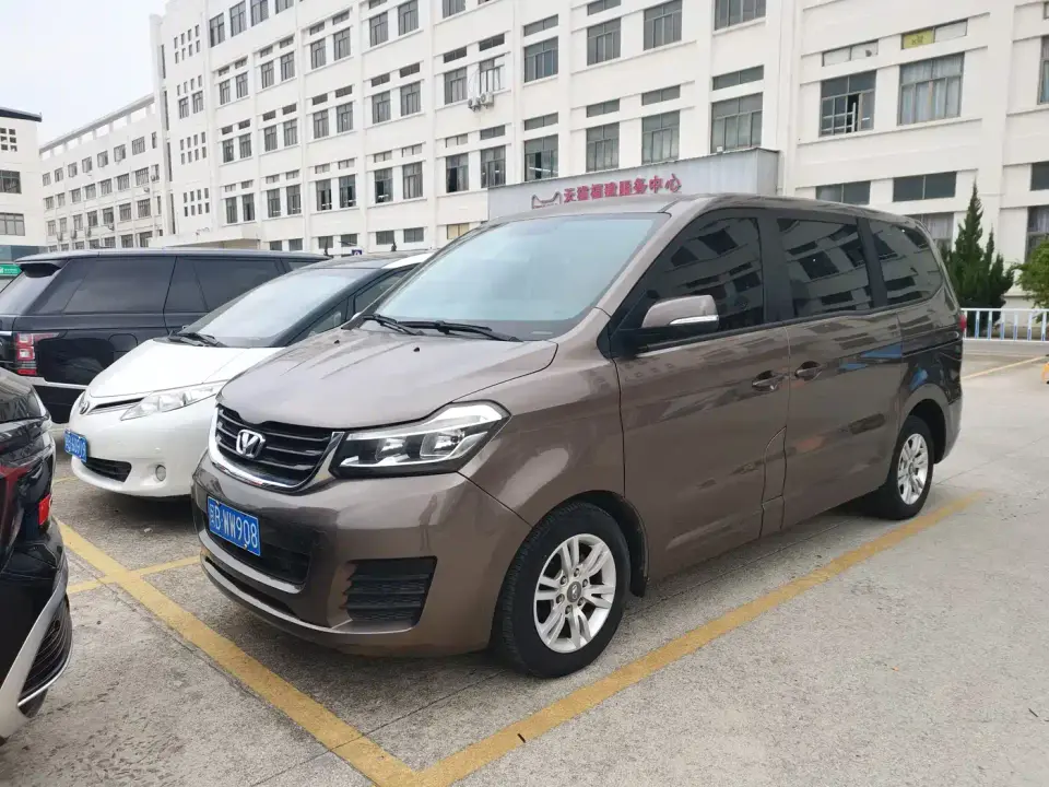 Huasong 7 2.0T Automatic Comfort 2020