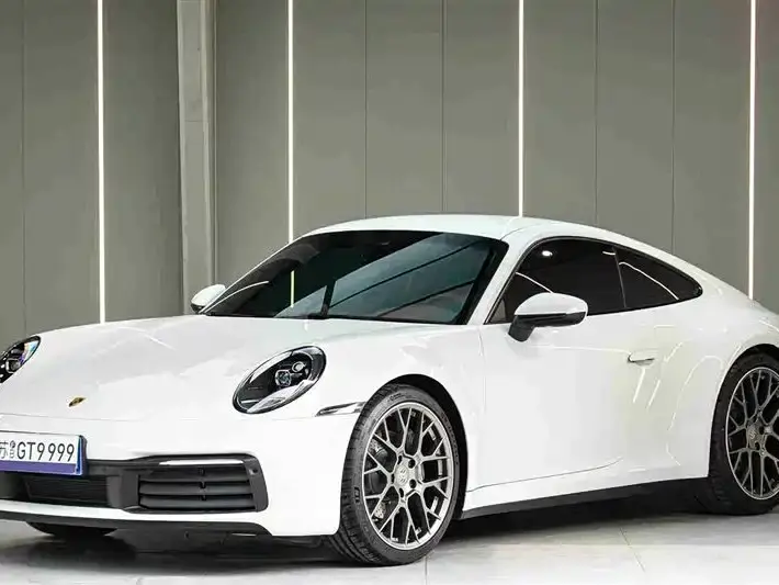 Porsche 911 Carrera 3.0T 2023