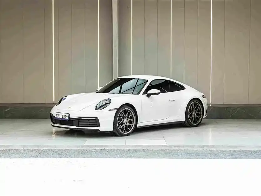Porsche 911 Carrera 3.0T 2021
