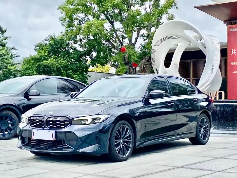 BMW 3 Series 325Li M Sport Shadowline Package 2024