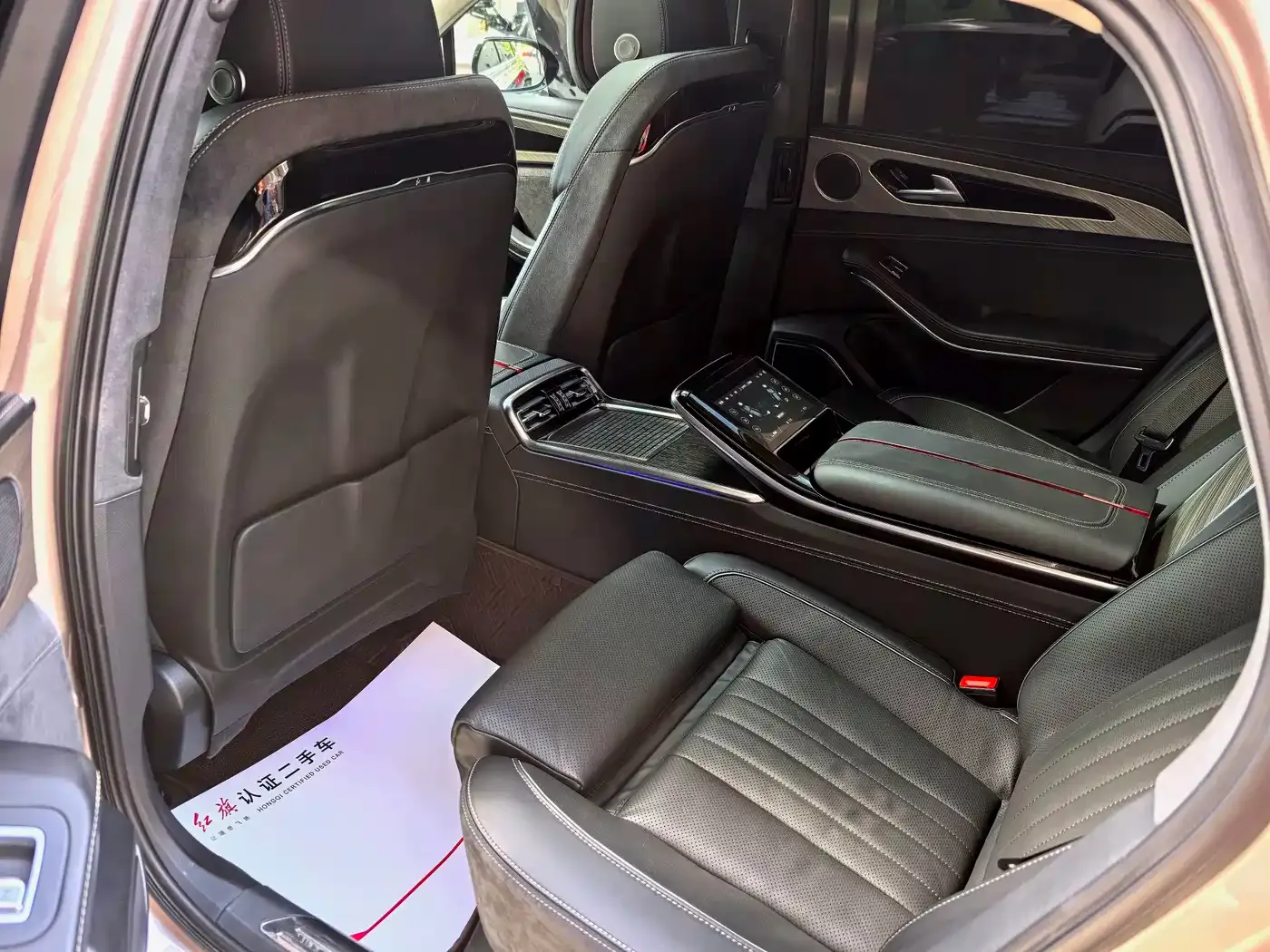 Hongqi H9 3.0T Smart Connect Flag Leader 4-Seater 2022 — фото 4