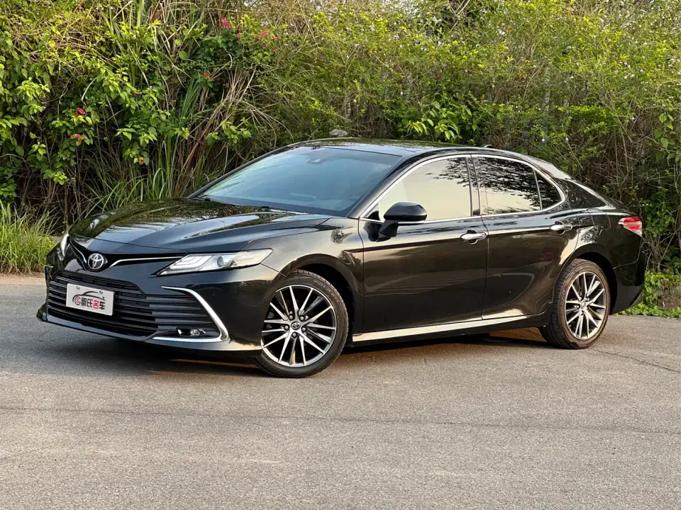 Toyota Camry 2.5G Luxury Edition 2022