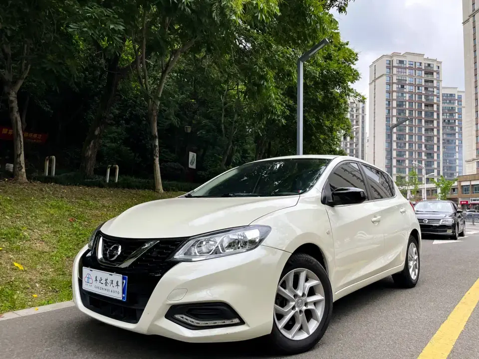 Nissan Tiida 1.6L CVT Cool Edition 2020