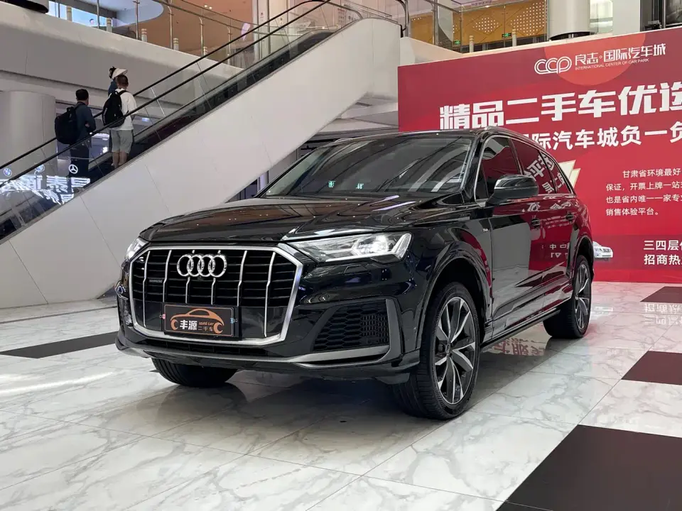 Audi Q7 55 TFSI quattro S line Sport 2023