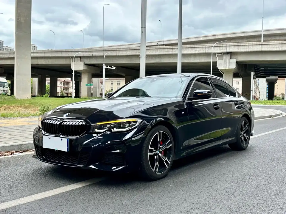 BMW 3 Series 325i M Sport Package 2021