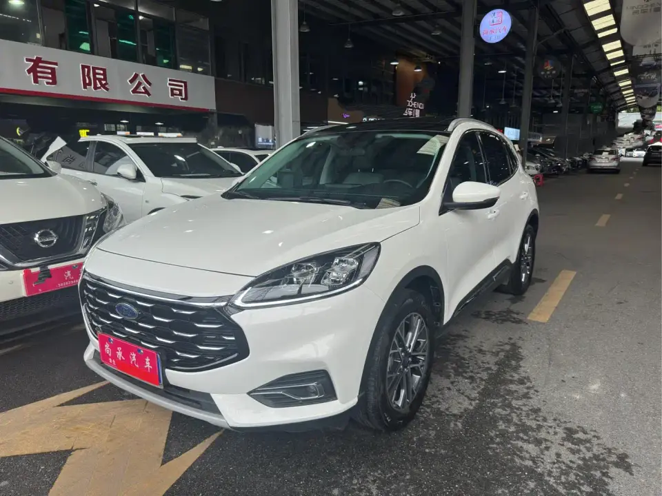 Ford Escape EcoBoost 245 2WD Premium Edition 2022