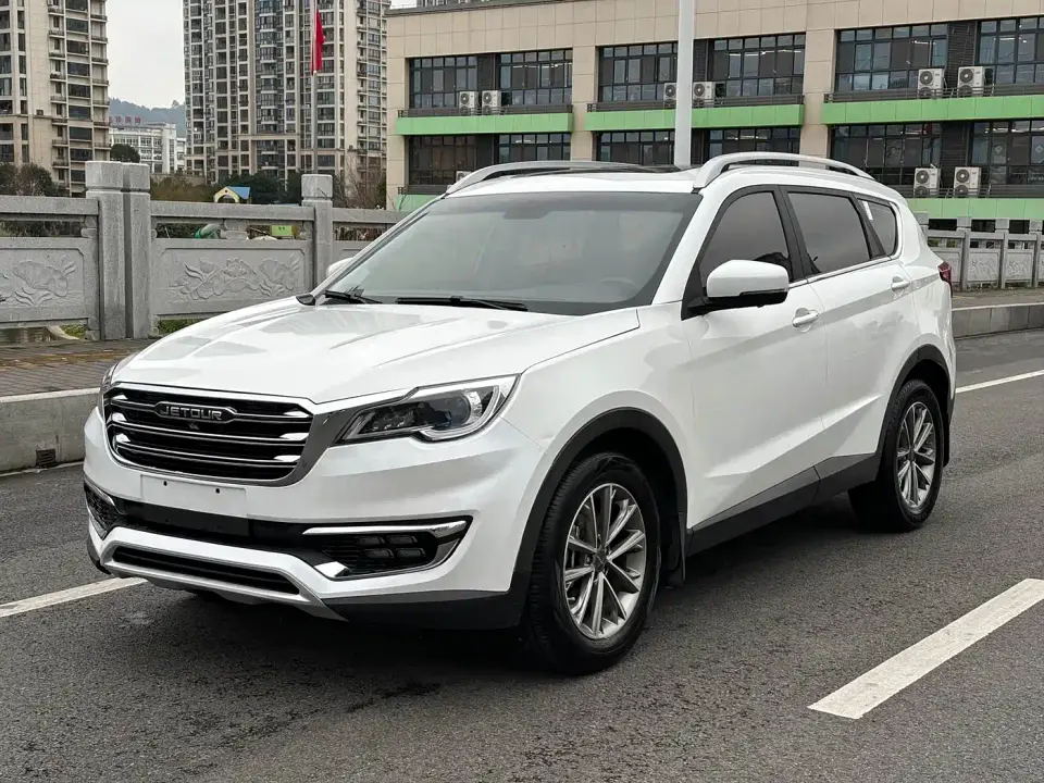 Jetour X70 1.5T DCT Joy 5-seater 2020