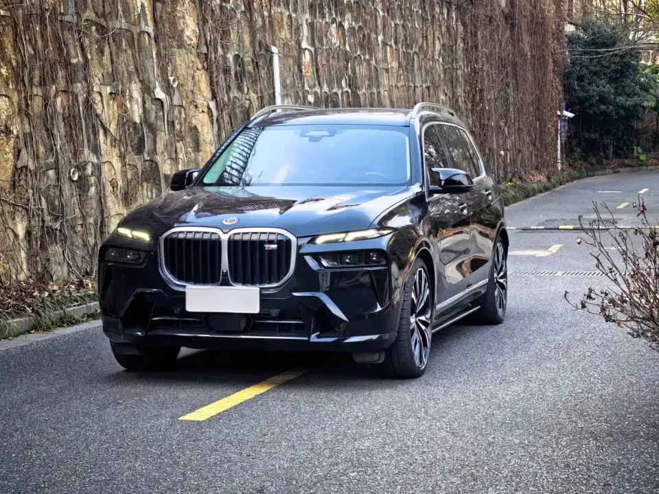 BMW X7 M60i xDrive M60i 2023
