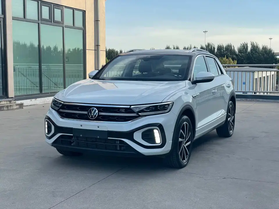 Volkswagen T-ROC 300TSI DSG 2WD Starlight Edition 2023