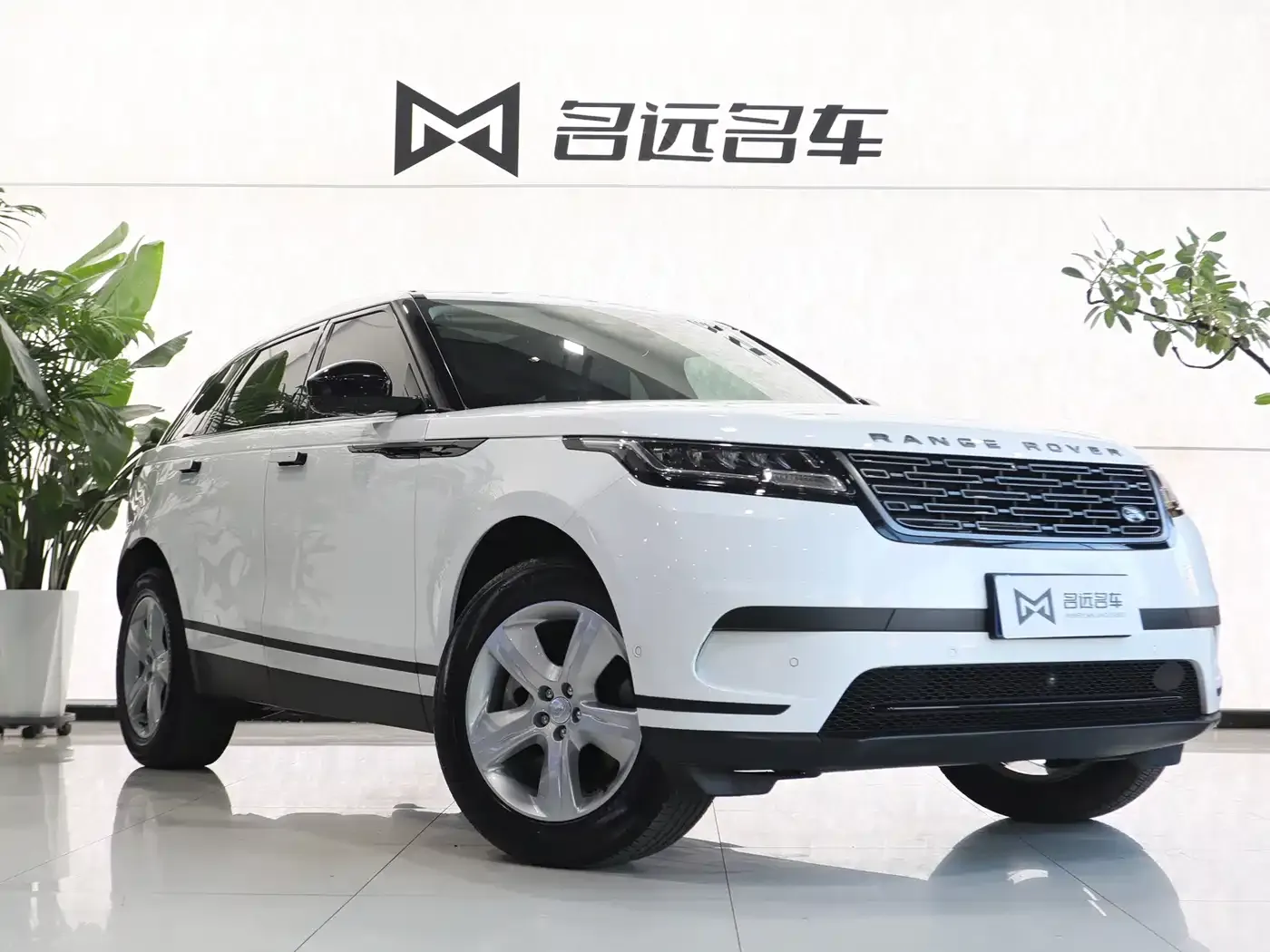 Land Rover Range Rover Velar S 2024 — фото 3