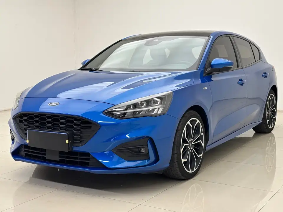 Ford Focus Hatchback EcoBoost 180 Automatic ST Line 2020