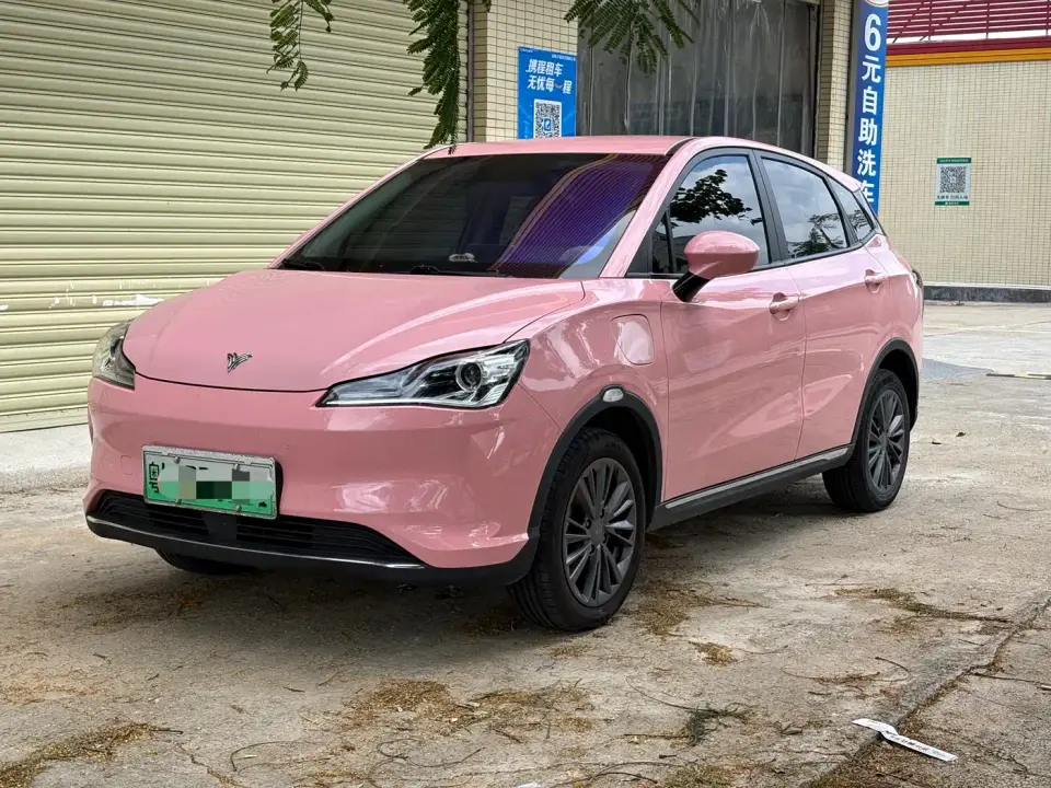 Neta Nezha V Trend 400 Lite Pink Custom Edition 2022