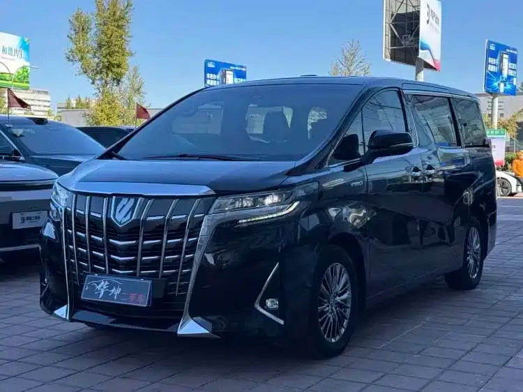 Toyota Alphard Hybrid 2.5L Luxury 2021