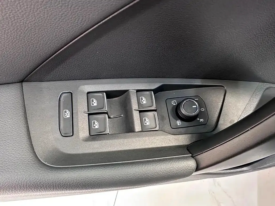 Volkswagen Tharu 330TSI AWD Flagship Edition 2022 — фото 14