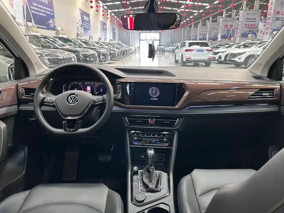 Volkswagen Tharu 330TSI AWD Flagship Edition 2022 — фото 18
