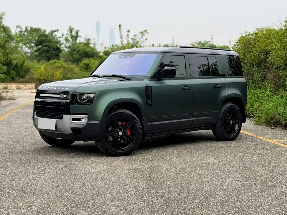Land Rover Defender Model 110 P400 HSE 2020