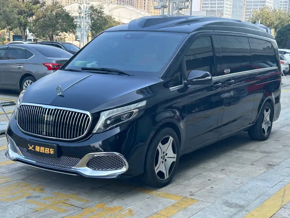 Mercedes-Benz V-Class V 260 L Premium Long Wheelbase Edition China VI 2019