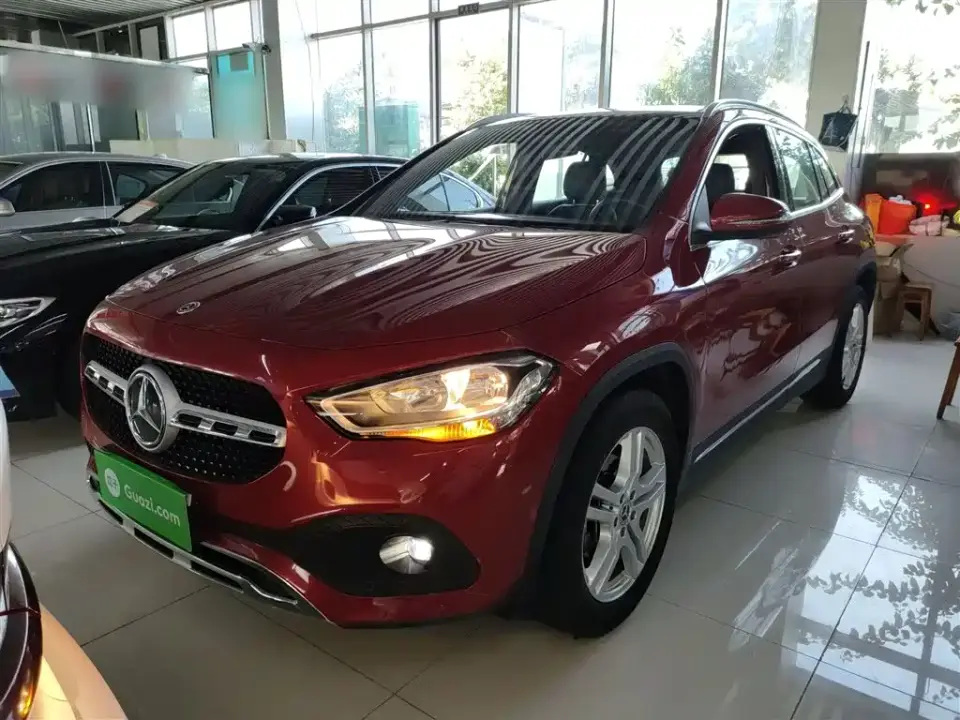 Mercedes-Benz GLA-Class GLA 180 2020
