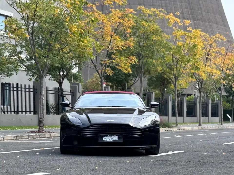 Aston Martin DB11 4.0T V8 Volante 2019