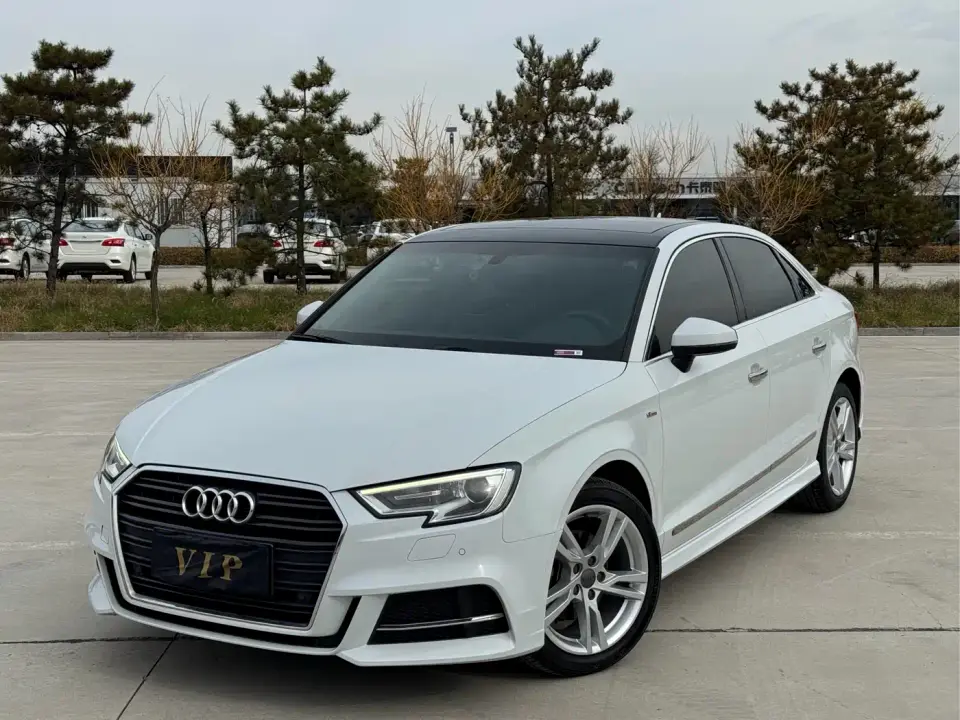 Audi A3 30th Anniversary Limousine 35 TFSI Fashion 2019