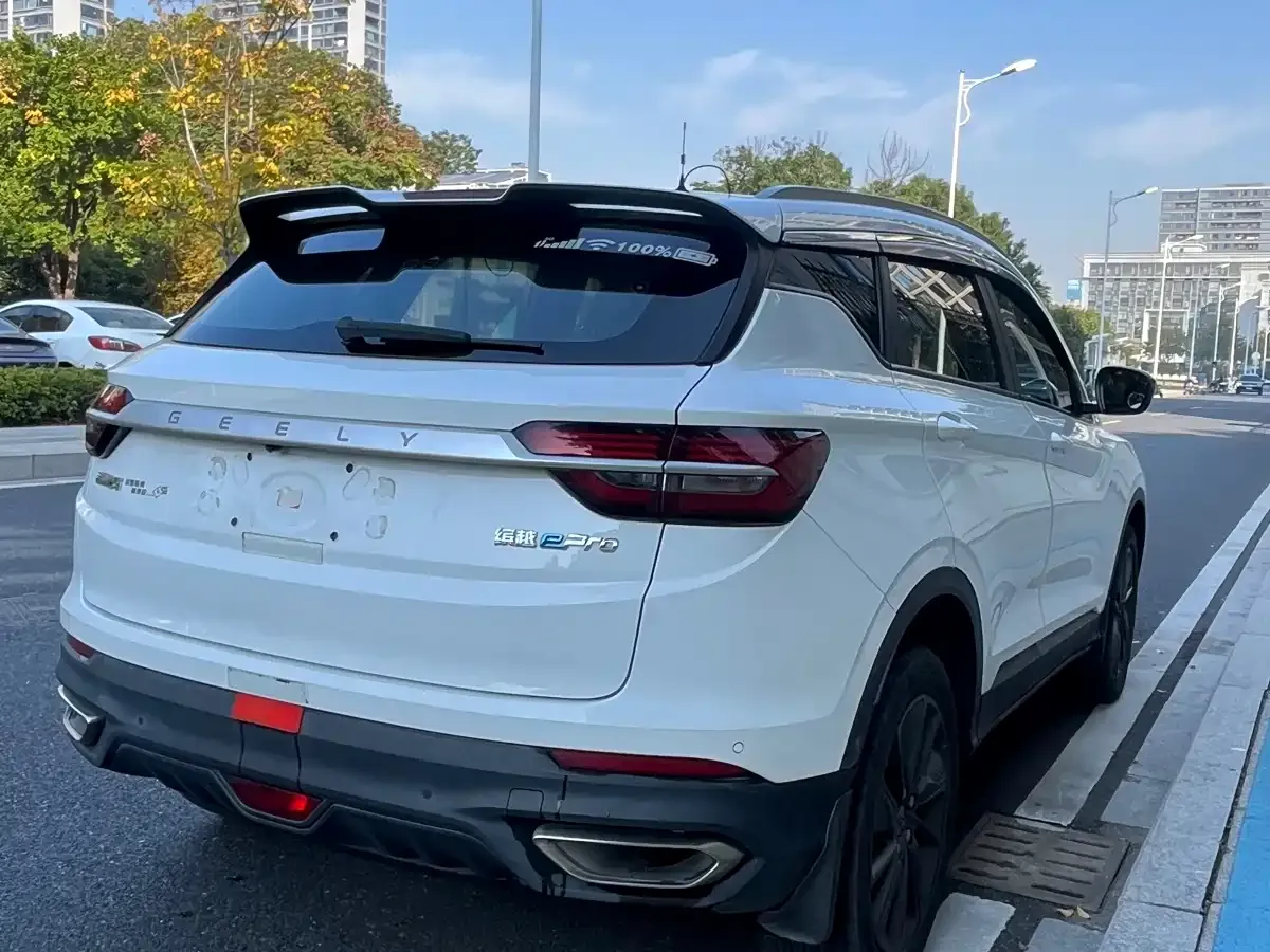 Geely Bin Yue New Energy 1.5T ePro Higher 2021 — фото 6