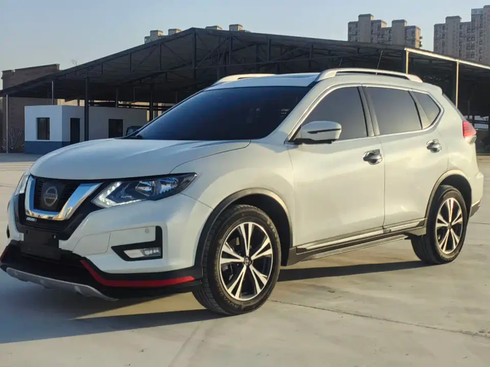 Nissan X-Trail 2.5L CVT Smart Connect Luxury Edition 4WD 2019