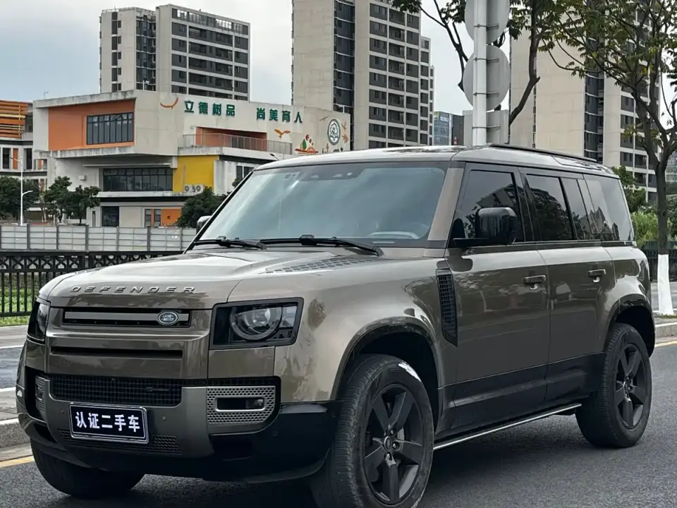 Land Rover Defender 110 P400 X-DYNAMIC HSE 2021