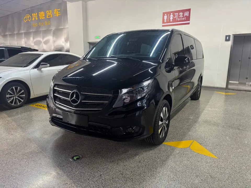 Mercedes-Benz Vito 2.0T Elite 9-Seater 2021