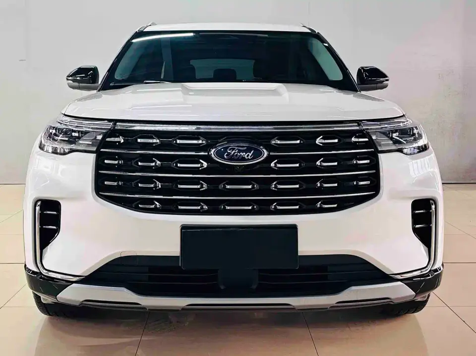 Ford Explorer 2.3T EcoBoost 4WD Cross Country Edition 5-seater 2025