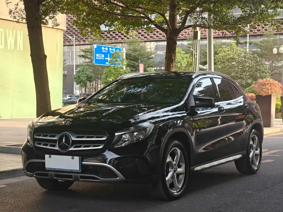 Mercedes-Benz GLA-Class GLA 200 Dynamic 2020