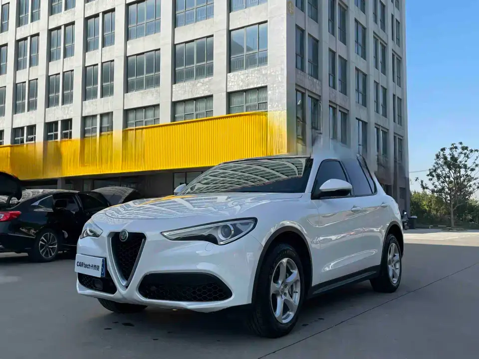 Alfa Romeo Stelvio 2.0T 200HP Elite 2019