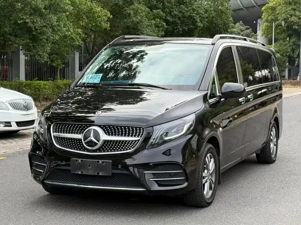 Mercedes-Benz Vito 2.0T Business Edition 7-seater 2022