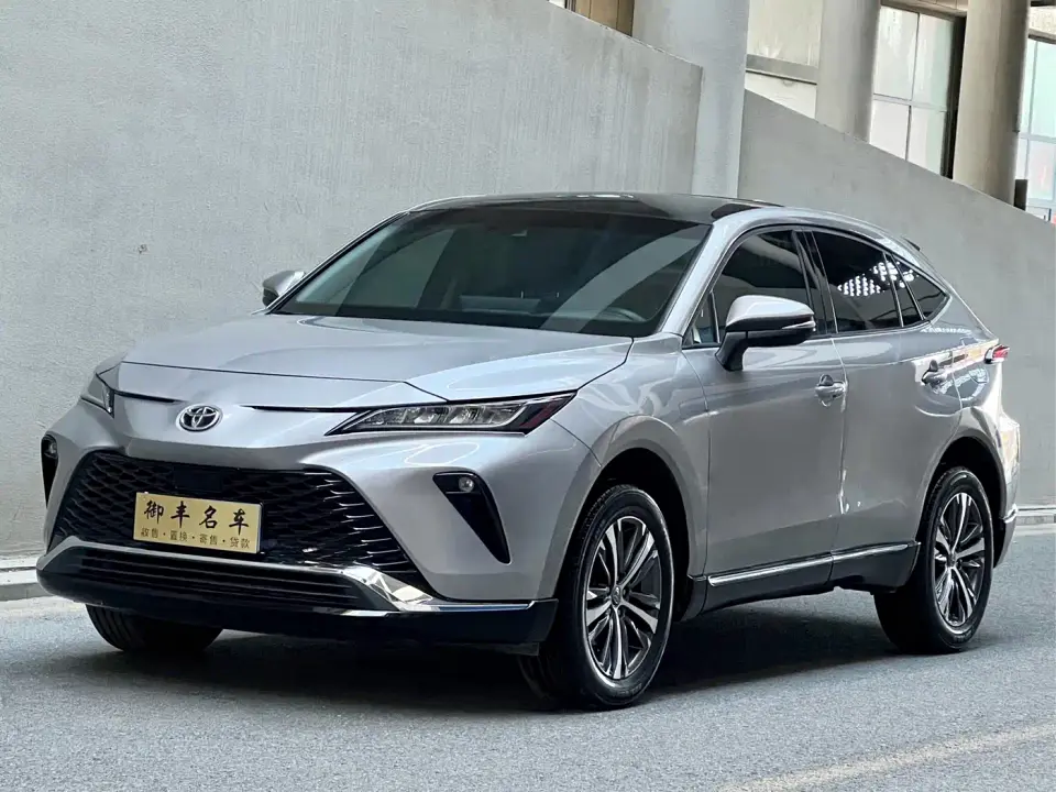 Toyota Venza 2.0L CVT 2WD Luxury 2022