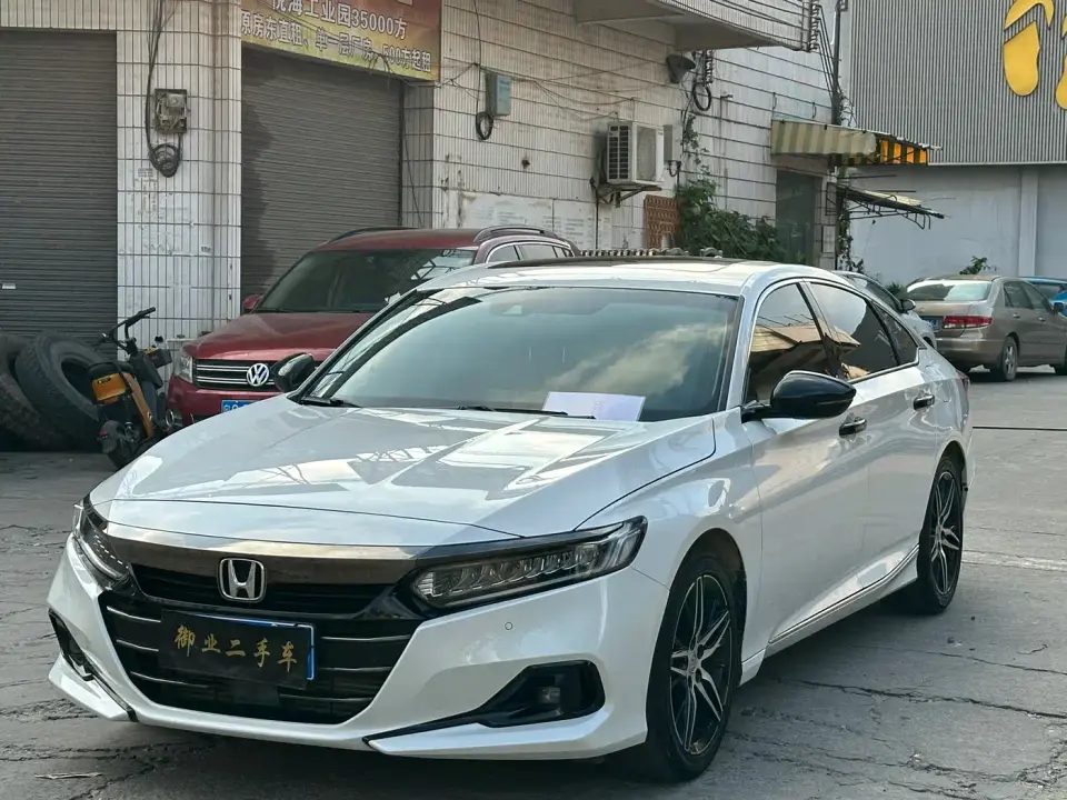 Honda Accord 260TURBO Phantom Night Premium 2023