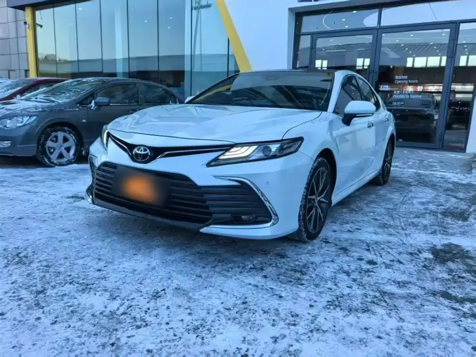 Toyota Camry 2.5G Luxury Edition 2023