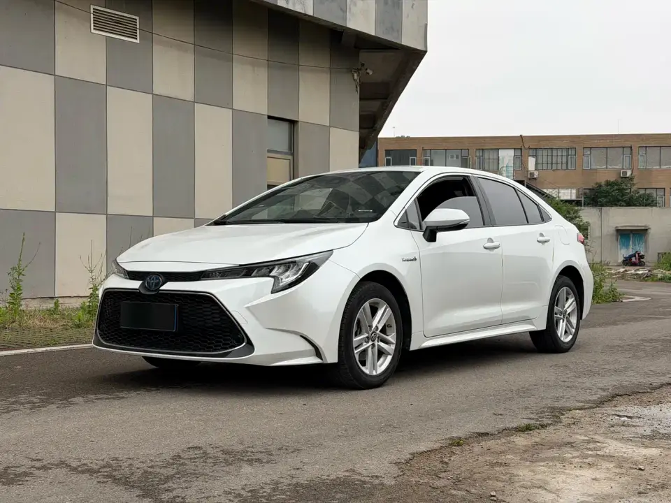 Toyota Levin Dual Engine 1.8H E-CVT Luxury Edition 2021