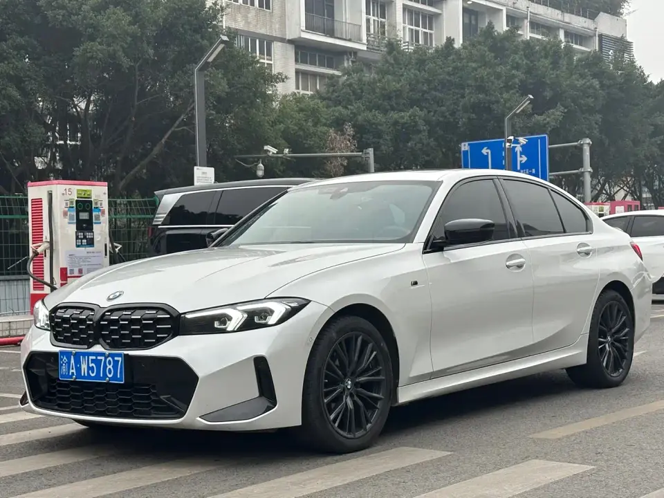BMW 3 Series 325i M Sport Shadowline Package 2024