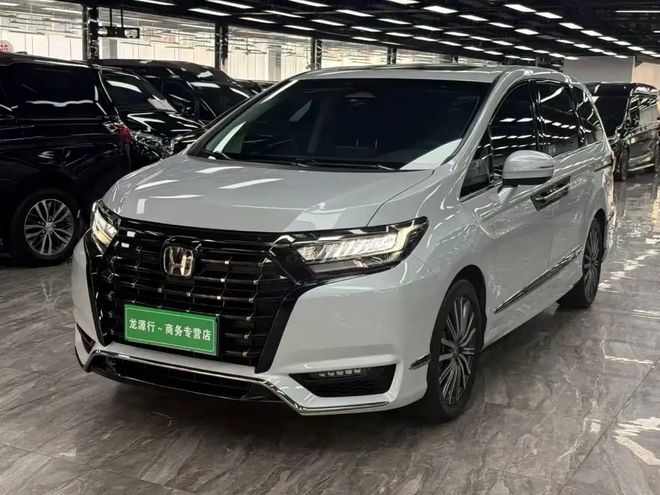 Honda Elysion 2.0L e:HEV Comfort Edition 2024