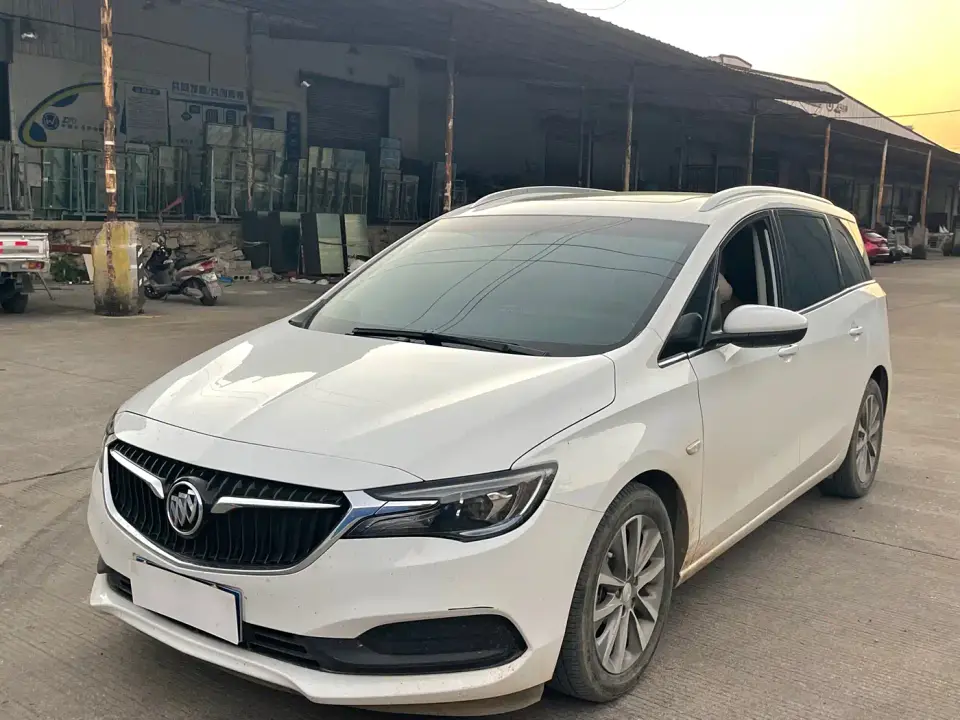 Buick GL6 323T Mild Hybrid Connected Luxury 2022