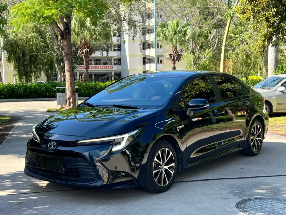 Toyota Levin Smart Hybrid 1.8L Leading Edition 2023