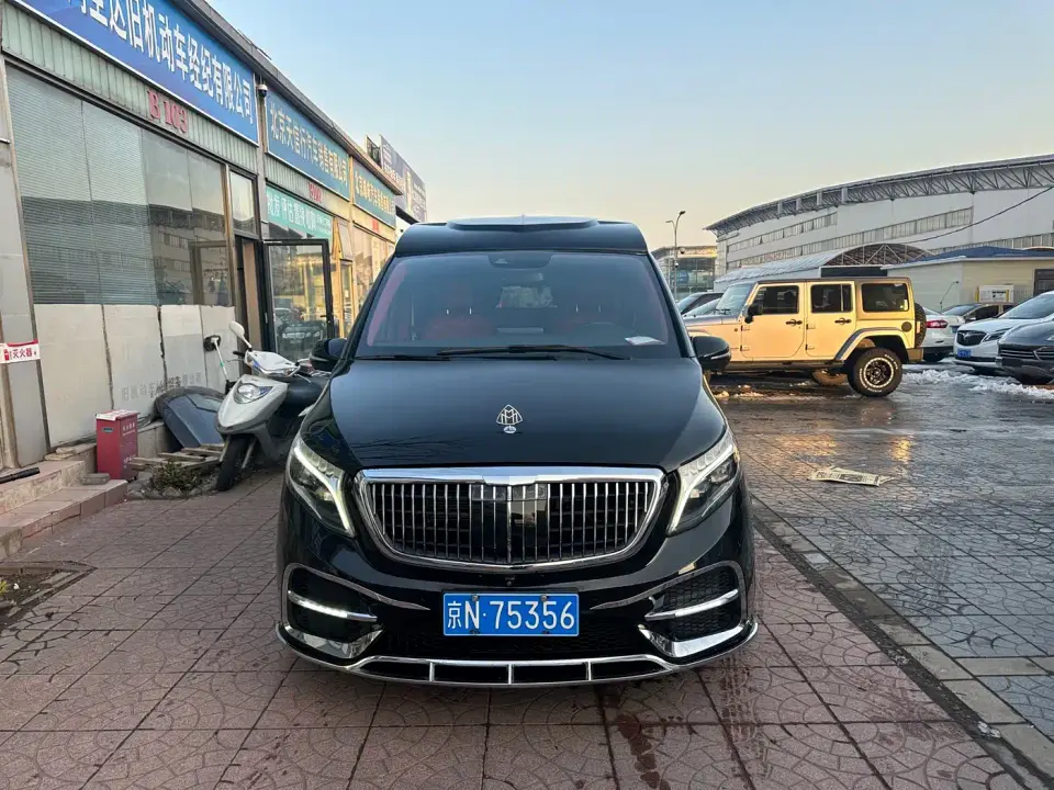 Mercedes-Benz V-Class V 260 L Premium Long Wheelbase Edition China VI 2020