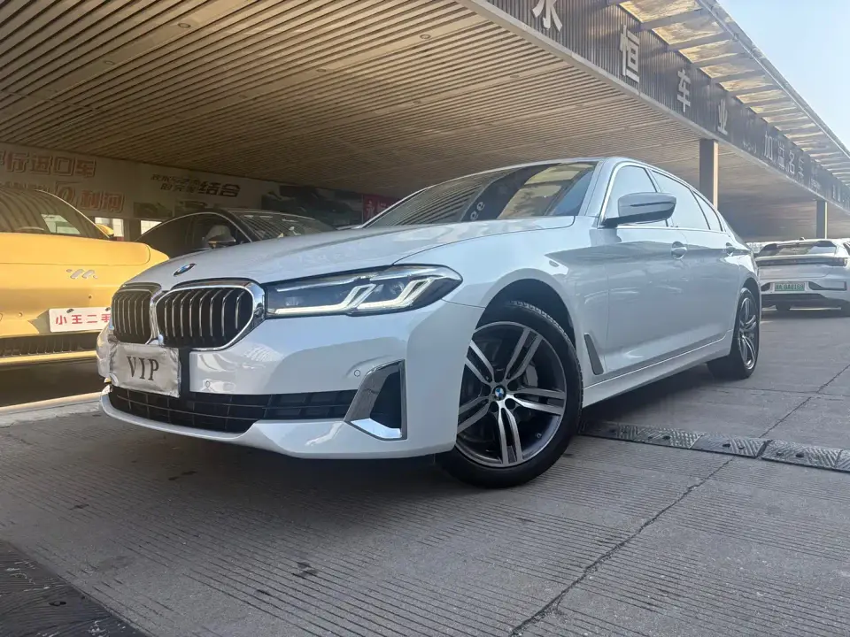 BMW 5 Series Facelift 530Li Leading Luxury Package 2021