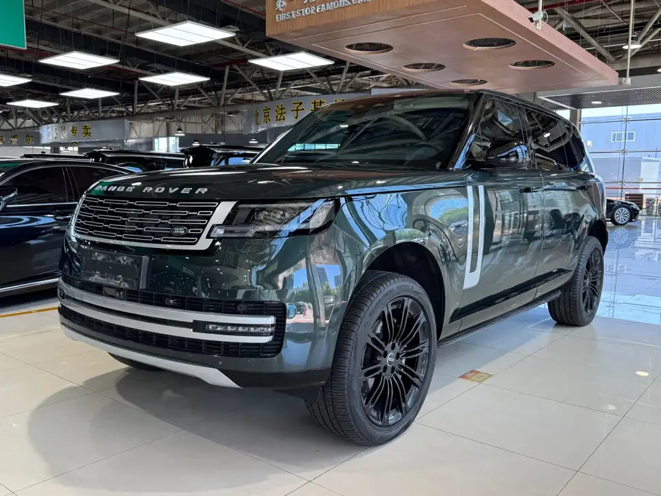 Land Rover Range Rover 3.0 L6 400PS Genesis Extended Wheelbase 2024