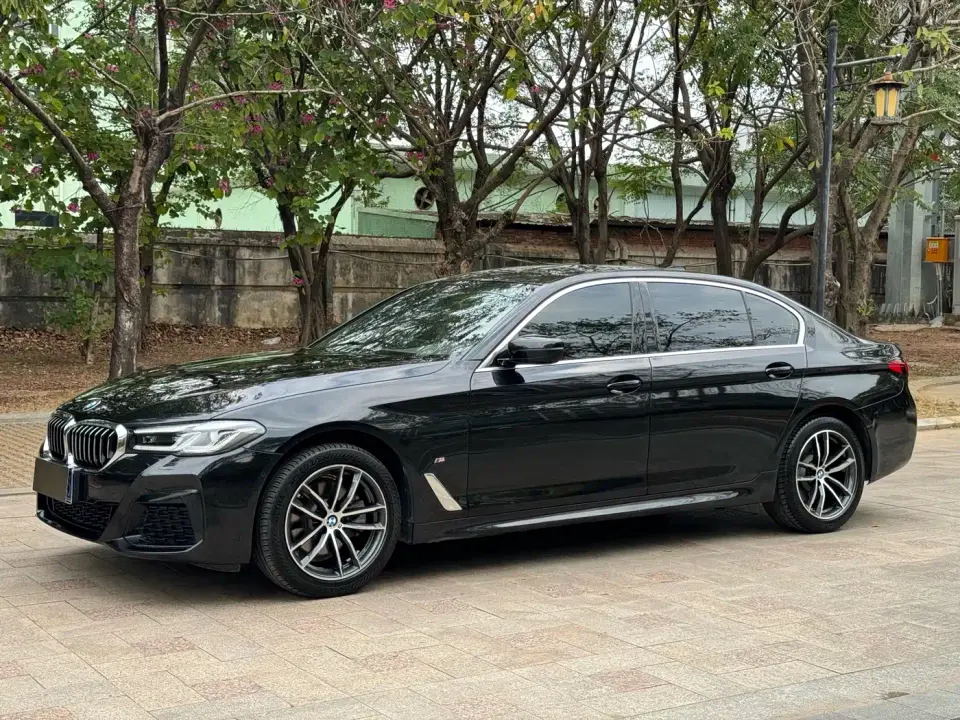 BMW 5 Series Facelift 525Li M Sport Package 2022