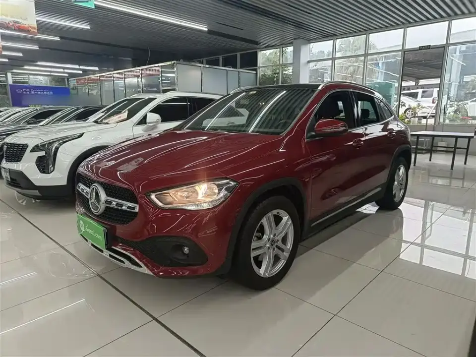 Mercedes-Benz GLA-Class GLA 180 2021