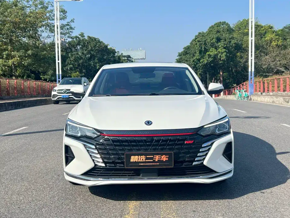 Dongfeng Aeolus Yixuan MAX 1.5T Trendy Dad Edition 2022