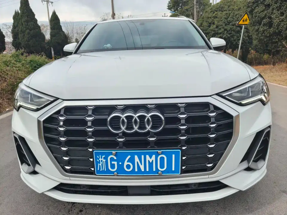 Audi Q3 35 TFSI Lifestyle Edition 2021