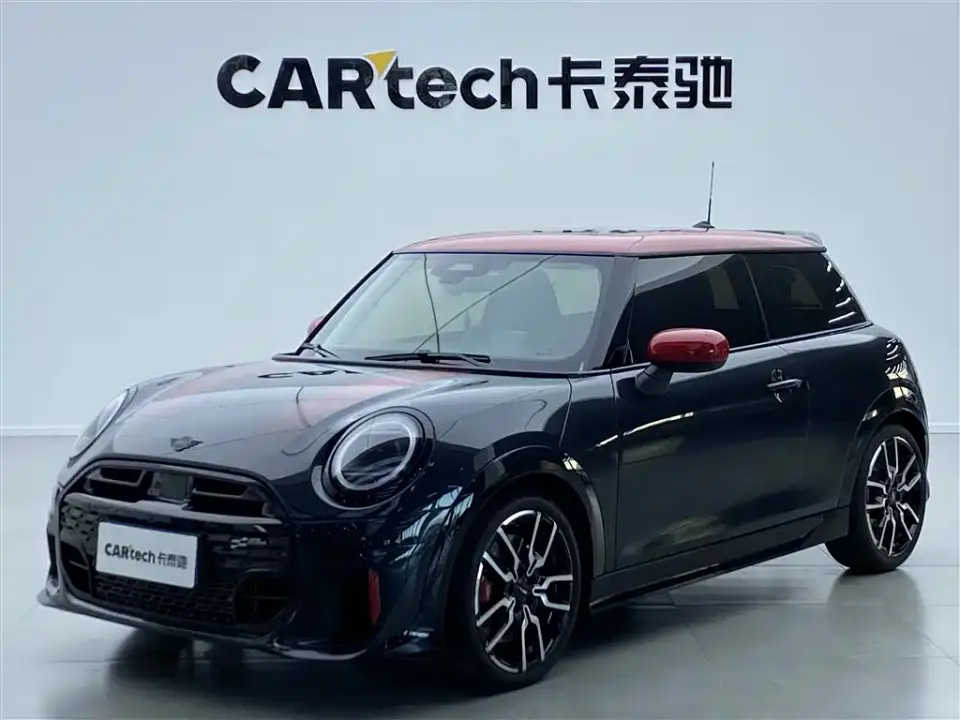 Mini JCW JOHN COOPER WORKS 2025