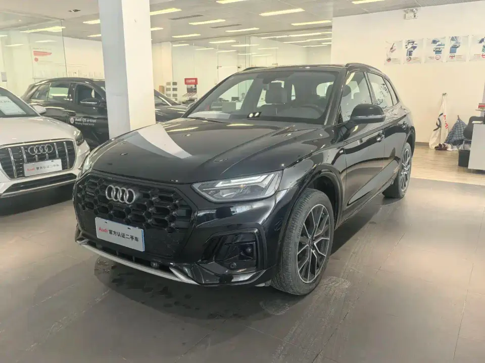 Audi Q5L Model 45 TFSI Luxury Dynamic 2024