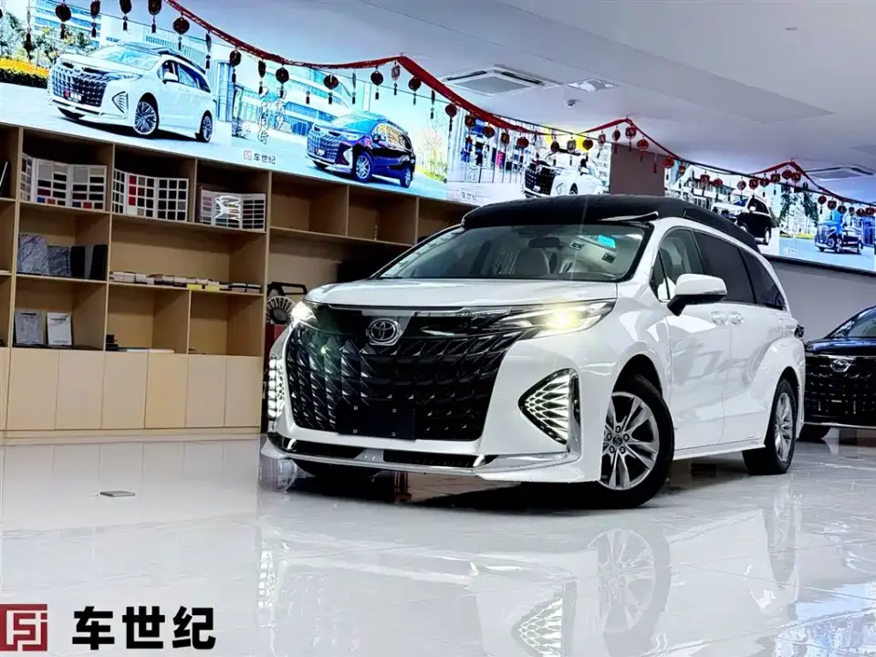 Toyota Sienna Model 2.5L Hybrid 2WD Comfort Edition 2025